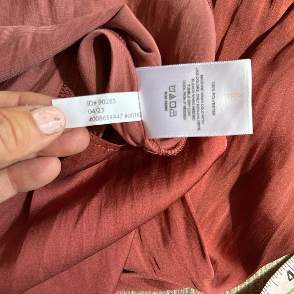 Express burnt orange v neck pullover blouse top size large - Picture 10 of 11